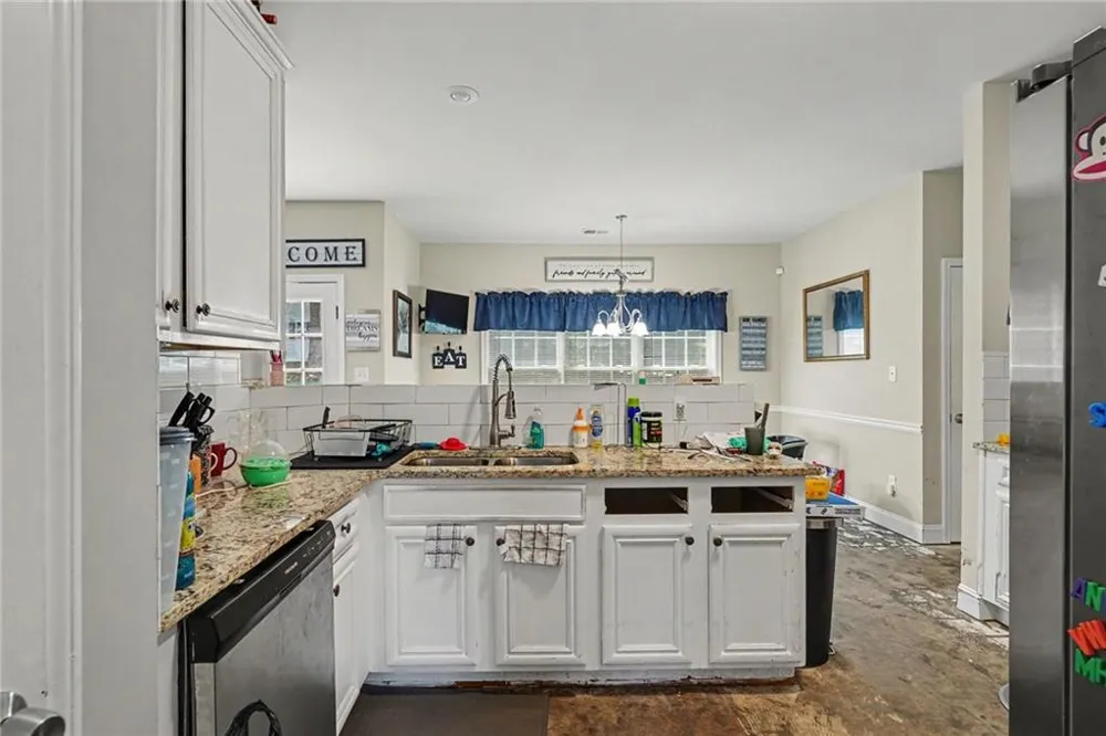 12911 Wyatt Circle Hampton, GA 30228