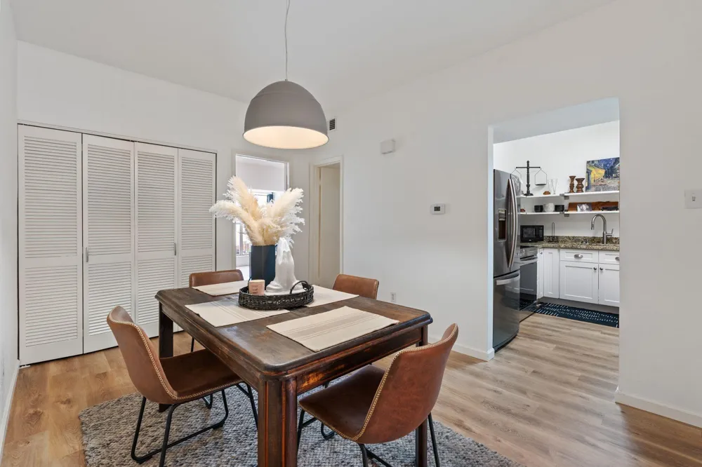 2100 Tanglewilde Street #422 Houston, TX 77063