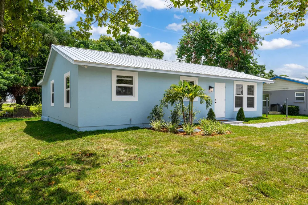 625 NW 14TH STREET Belle Glade, FL 33430
