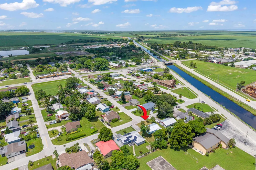 625 NW 14TH STREET Belle Glade, FL 33430