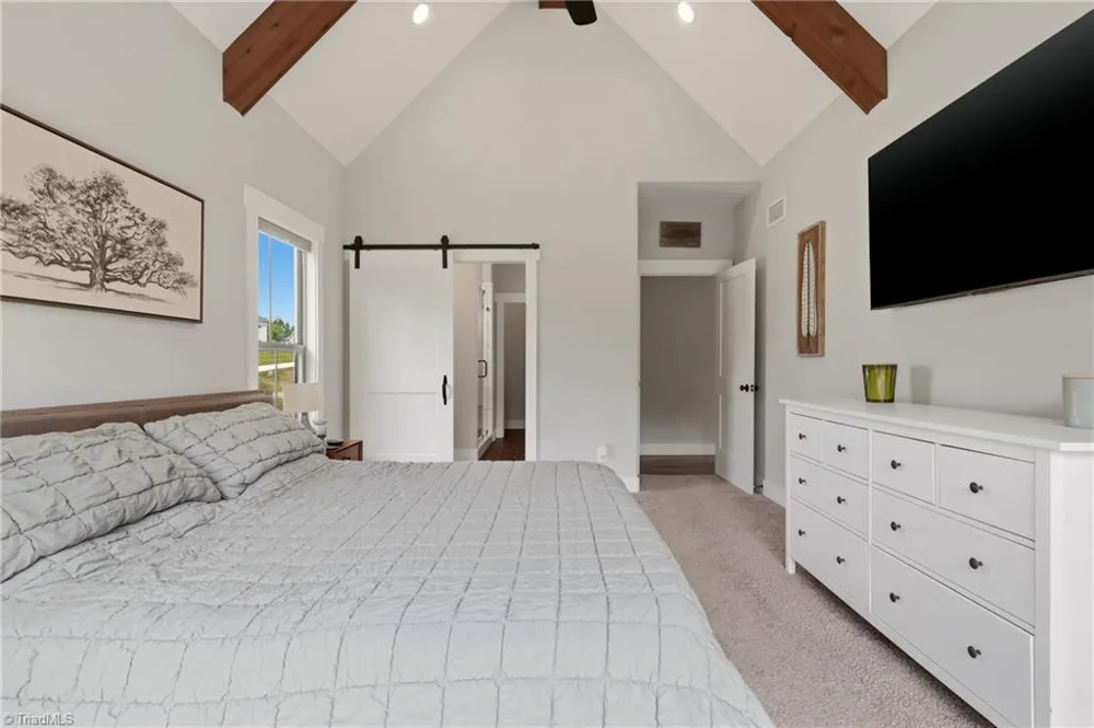 8829 Belews Ridge Road Stokesdale, NC 27357