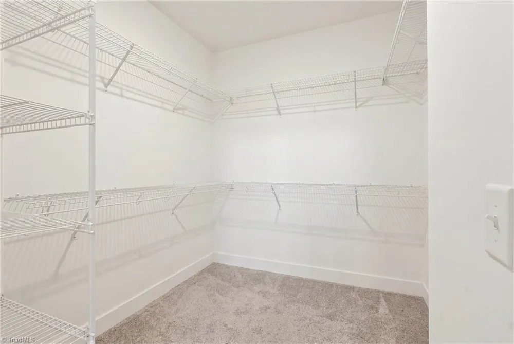 8829 Belews Ridge Road Stokesdale, NC 27357