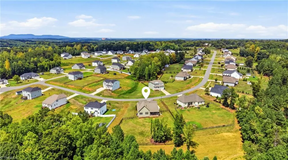 8829 Belews Ridge Road Stokesdale, NC 27357