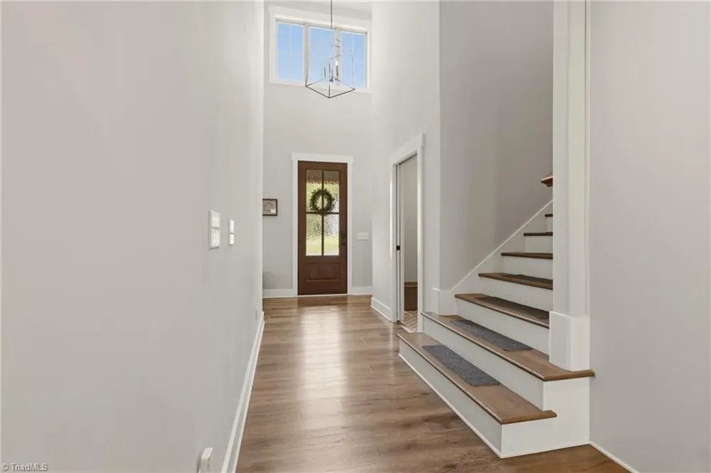 8829 Belews Ridge Road Stokesdale, NC 27357