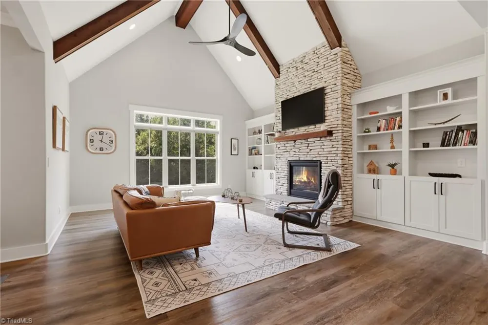 8829 Belews Ridge Road Stokesdale, NC 27357