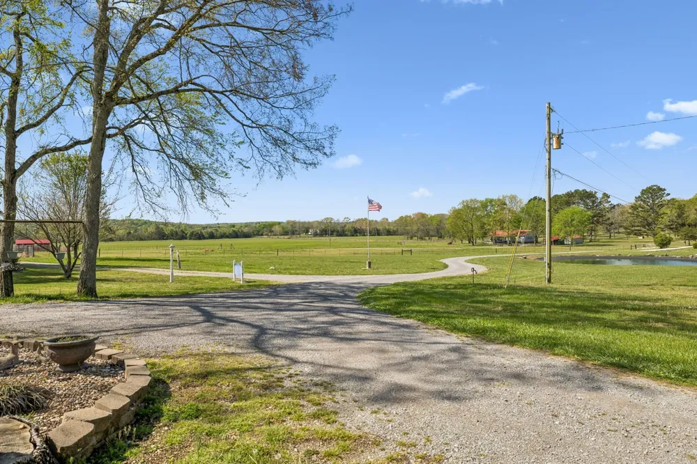 147 Mires Rd Mount Juliet, TN 37122