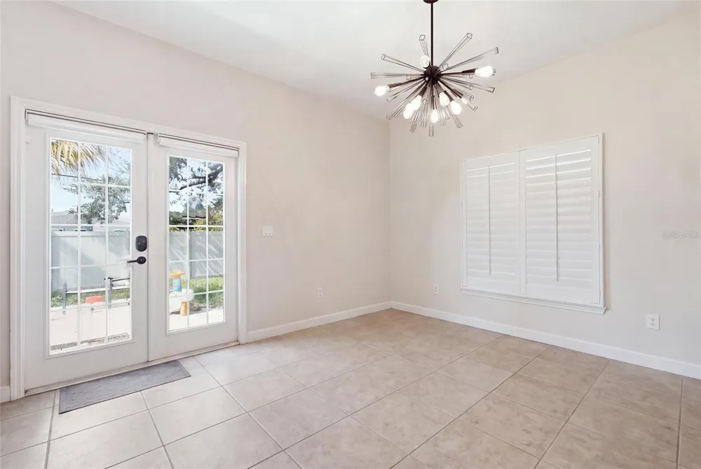1873 64TH AVENUE St Petersburg, FL 33702