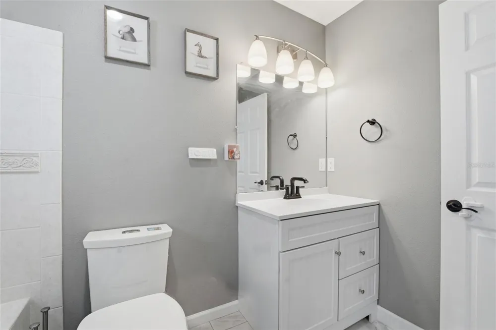 1873 64TH AVENUE St Petersburg, FL 33702