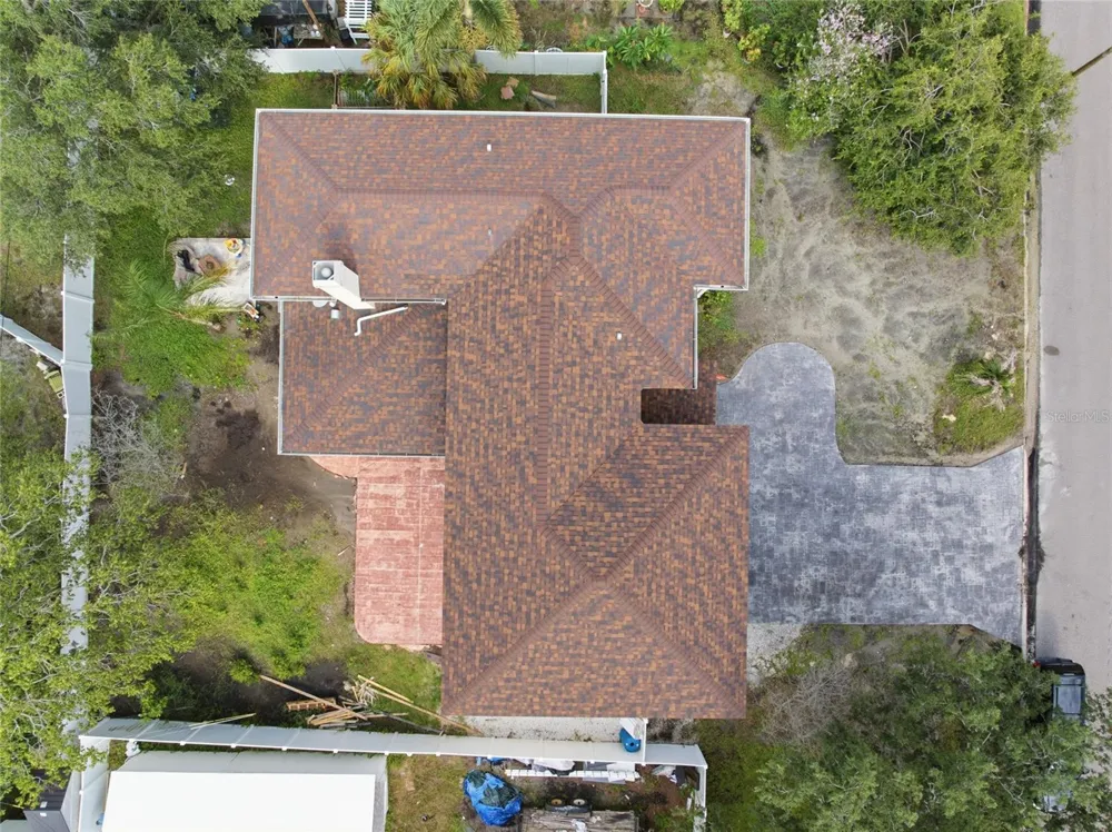 1873 64TH AVENUE St Petersburg, FL 33702