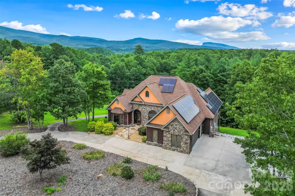 293 Bear Cliff Drive Nebo, NC 28761