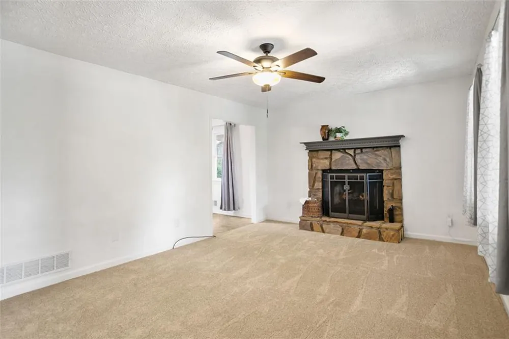 33 Dalena Way Dallas, GA 30157