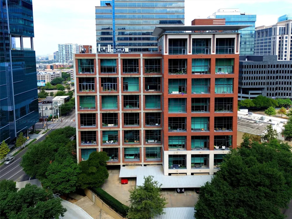 2011 Cedar Springs Road #104 Dallas, TX 75201