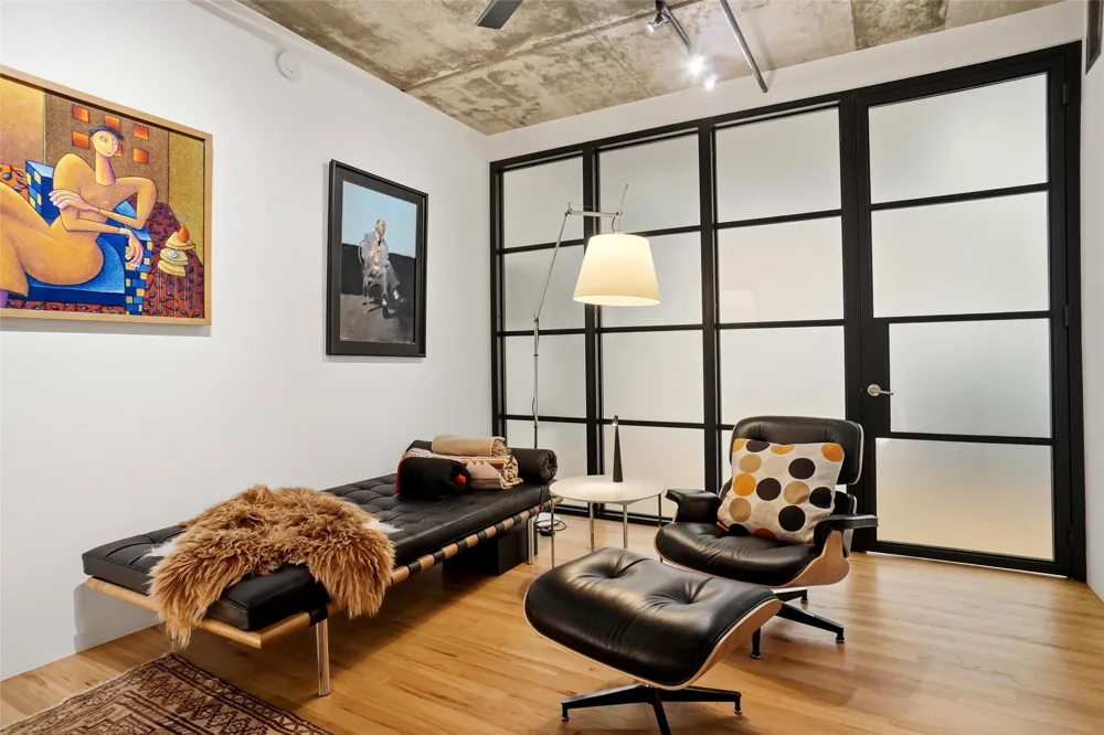 2011 Cedar Springs Road #104 Dallas, TX 75201