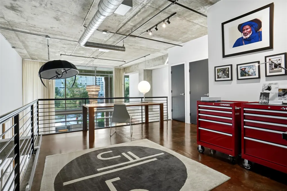 2011 Cedar Springs Road #104 Dallas, TX 75201
