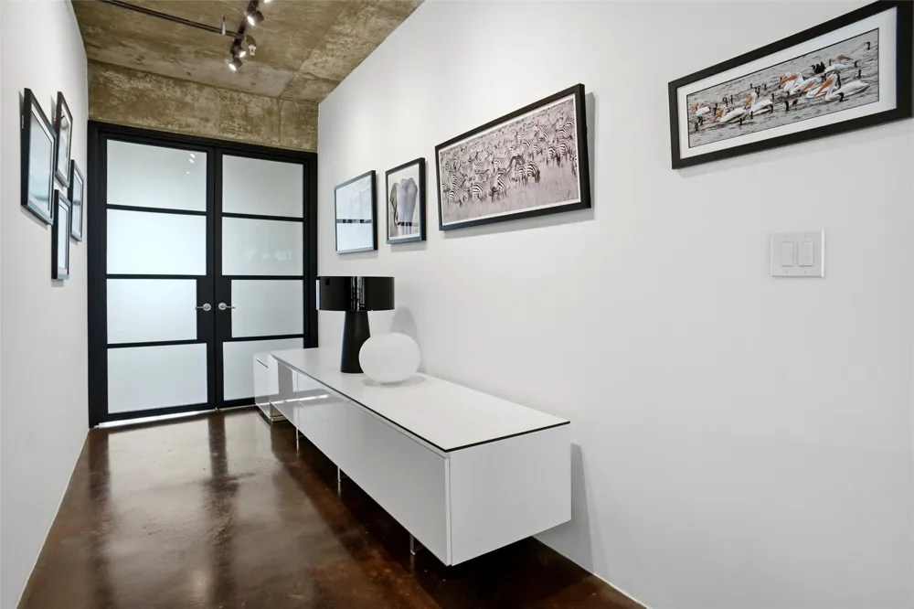 2011 Cedar Springs Road #104 Dallas, TX 75201