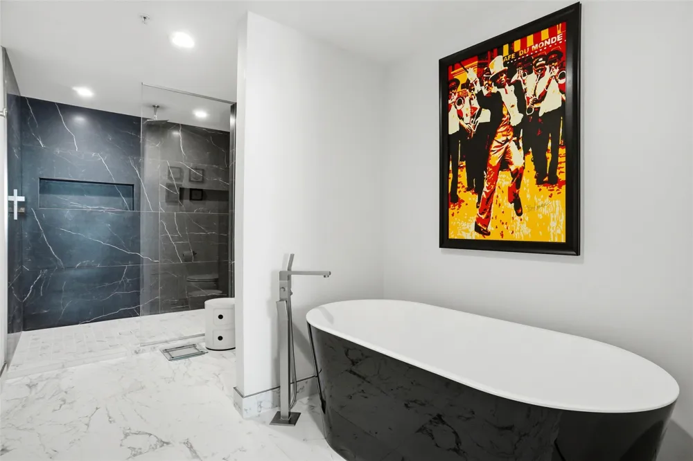 2011 Cedar Springs Road #104 Dallas, TX 75201