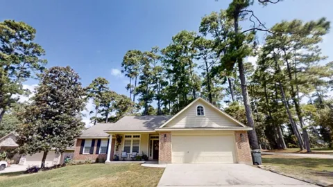 13934 Dolphin Drive