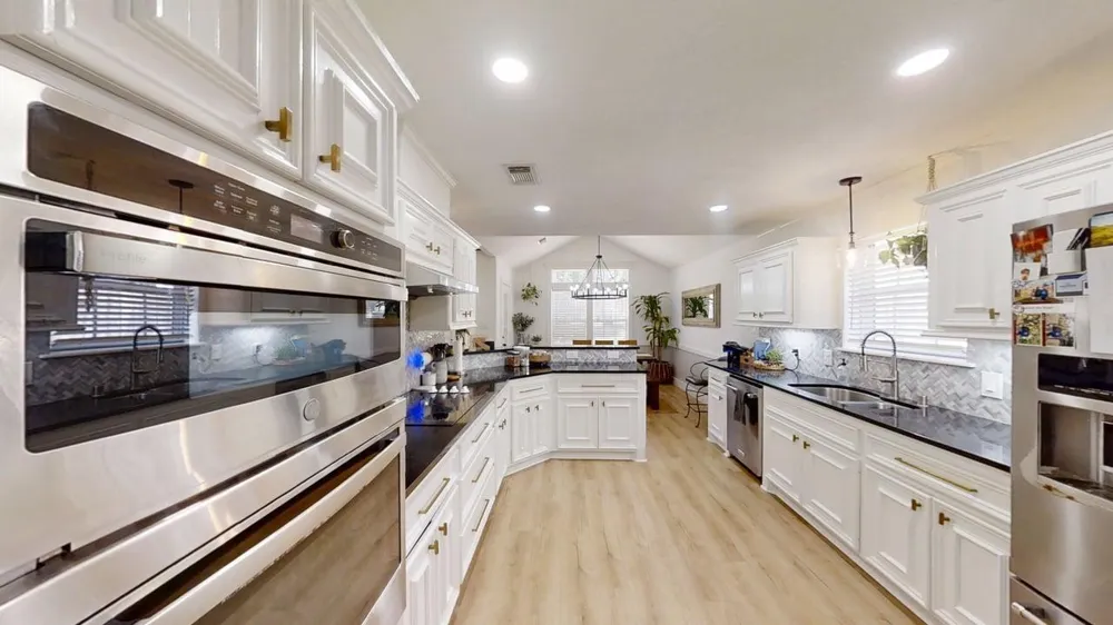 13934 Dolphin Drive Willis, TX 77318
