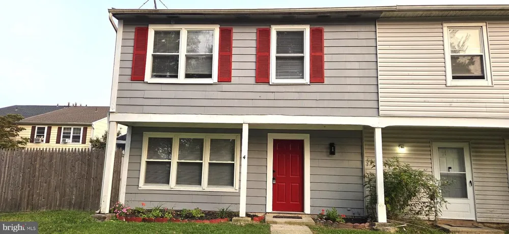 4 LOGAN COURT Sicklerville, NJ 08081