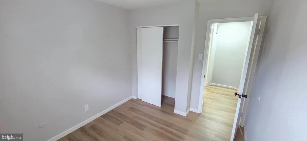 4 LOGAN COURT Sicklerville, NJ 08081