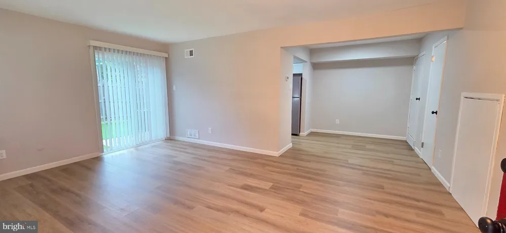 4 LOGAN COURT Sicklerville, NJ 08081