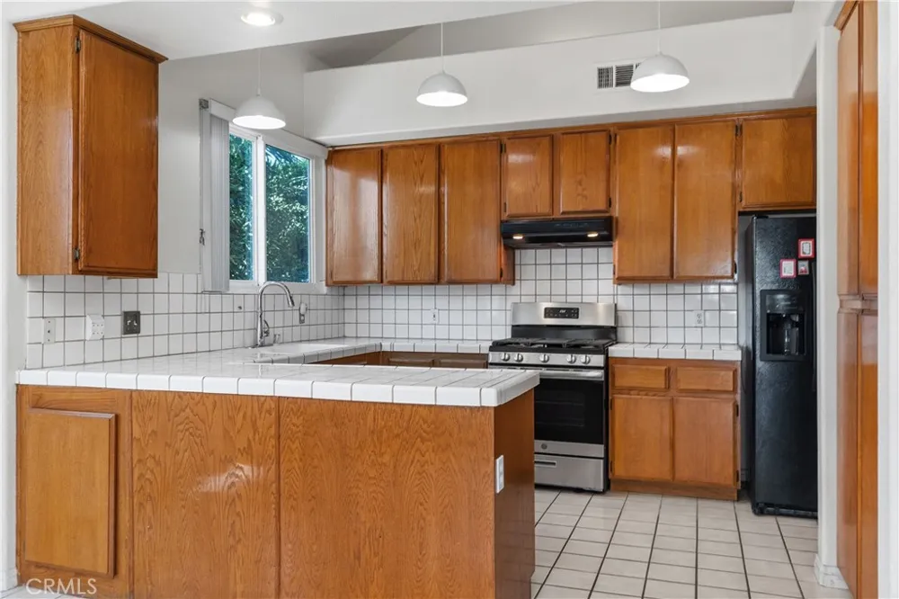 7045 Shubin Lane Whittier, CA 90606