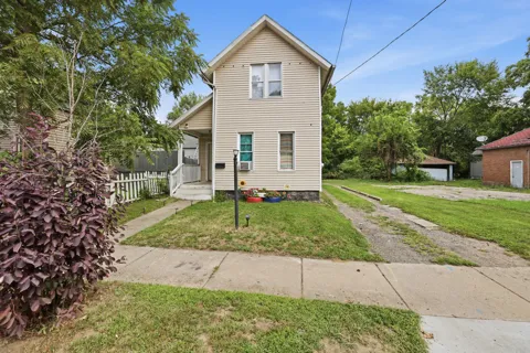 1207 E Vine Street