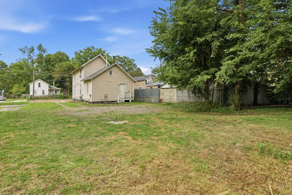 1207 E Vine Street Kalamazoo, MI 49001