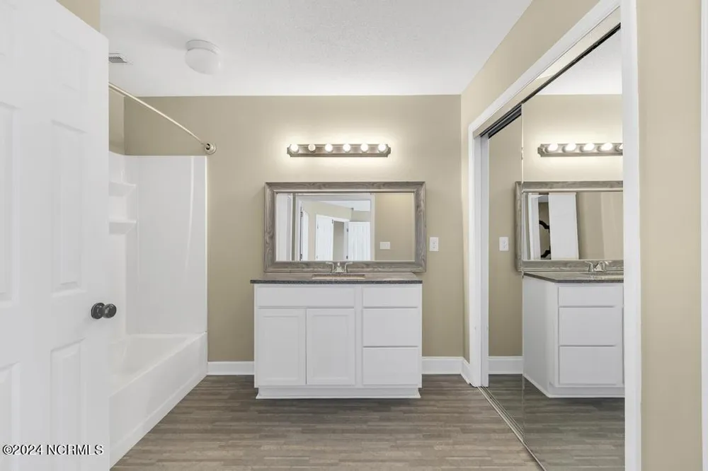 200 Pollard Drive Jacksonville, NC 28540