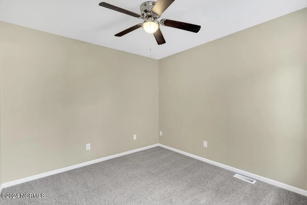 200 Pollard Drive Jacksonville, NC 28540