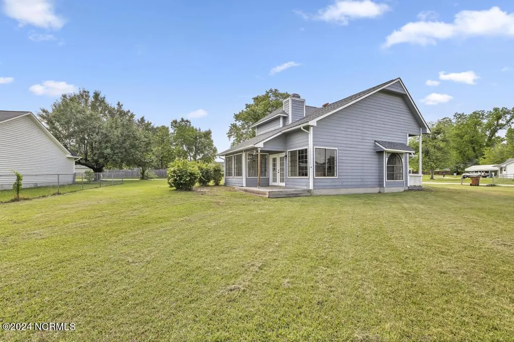 200 Pollard Drive Jacksonville, NC 28540