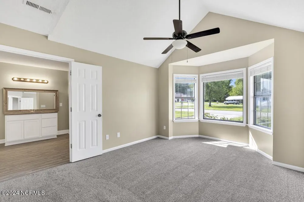 200 Pollard Drive Jacksonville, NC 28540