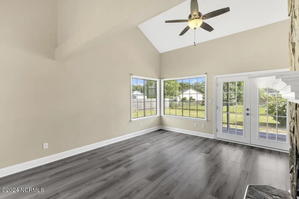 200 Pollard Drive Jacksonville, NC 28540