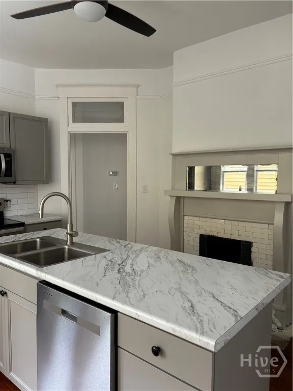 810 Barnard Savannah, GA 31401