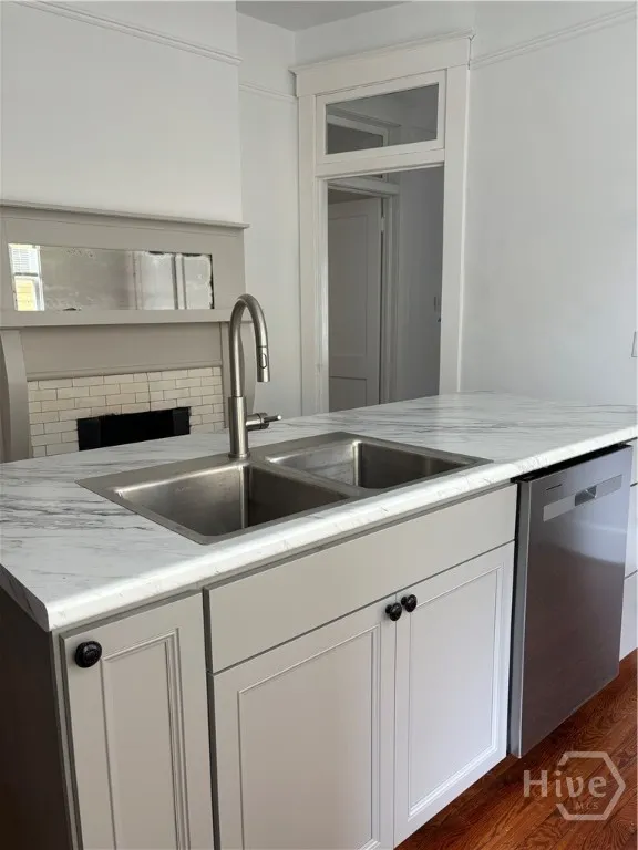 810 Barnard Savannah, GA 31401
