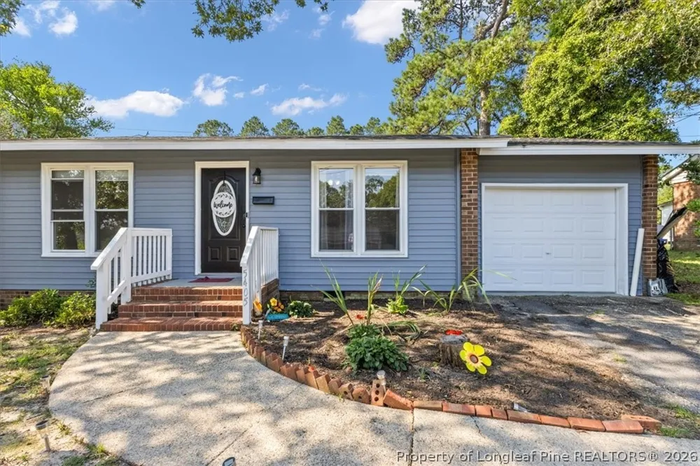 5405 SANDSTONE DRIVE Fayetteville, NC 28311