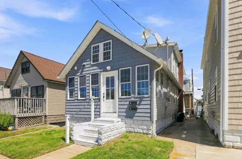 305 W 16th Avenue