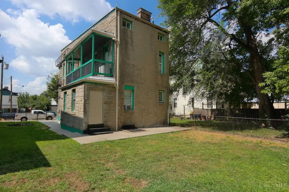 2968 Sidney Avenue Cincinnati, OH 45225