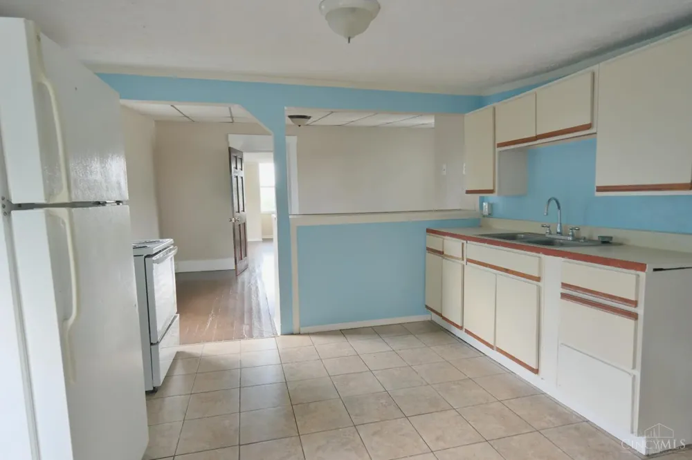 2968 Sidney Avenue Cincinnati, OH 45225