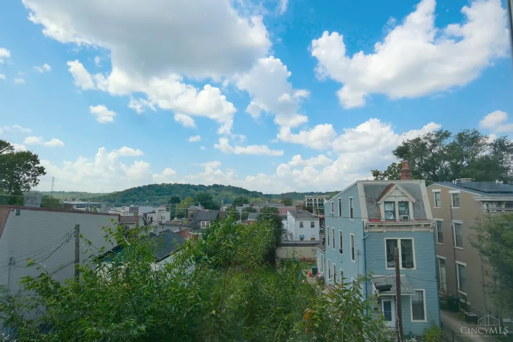 2968 Sidney Avenue Cincinnati, OH 45225