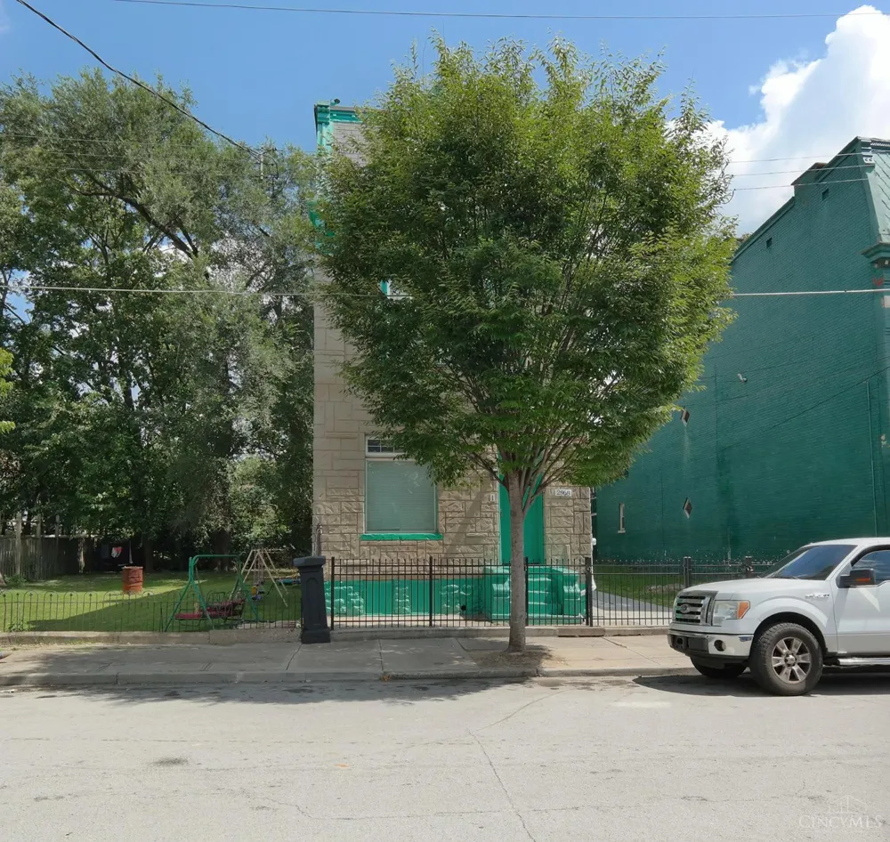 2968 Sidney Avenue Cincinnati, OH 45225