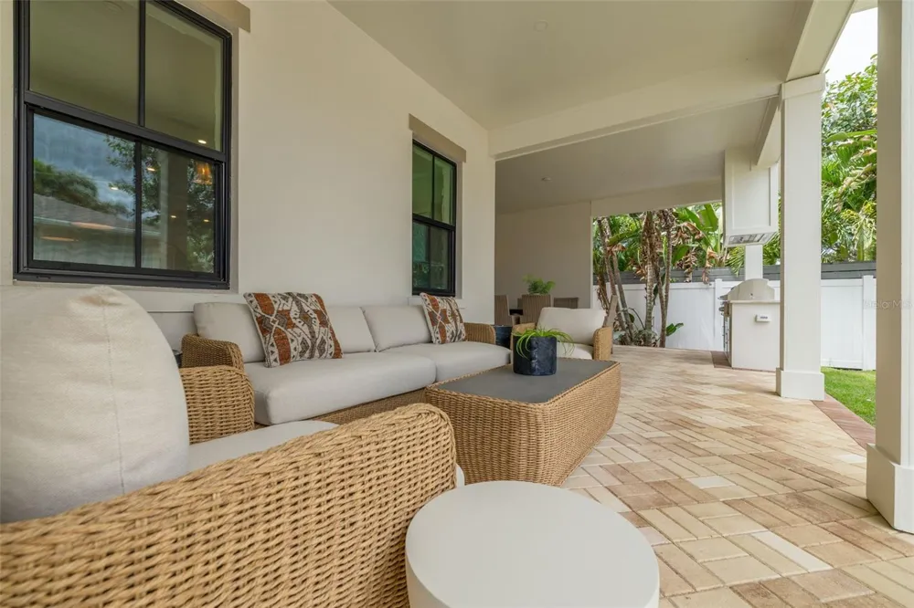 1037 26TH AVENUE St Petersburg, FL 33704