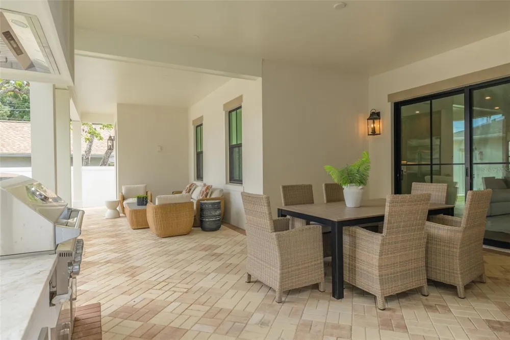 1037 26TH AVENUE St Petersburg, FL 33704