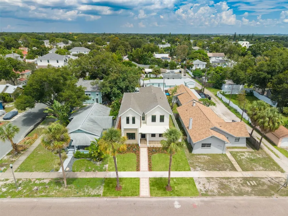1037 26TH AVENUE St Petersburg, FL 33704