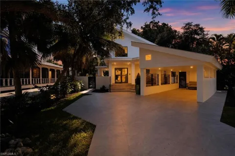 1195 Mockingbird Lane