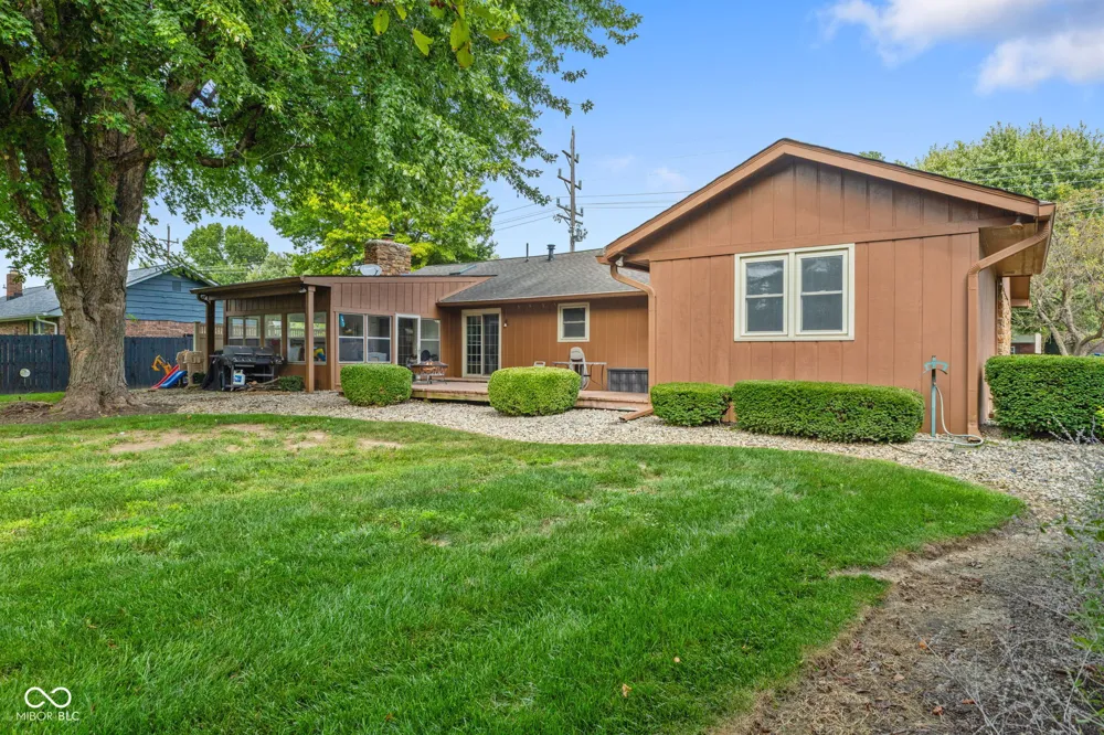 286 Peterman Road Greenwood, IN 46142