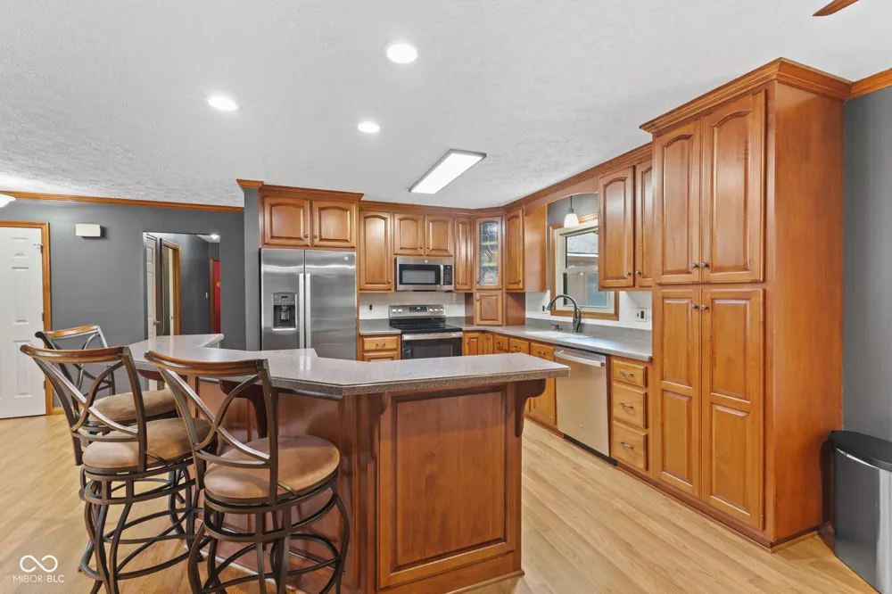 286 Peterman Road Greenwood, IN 46142