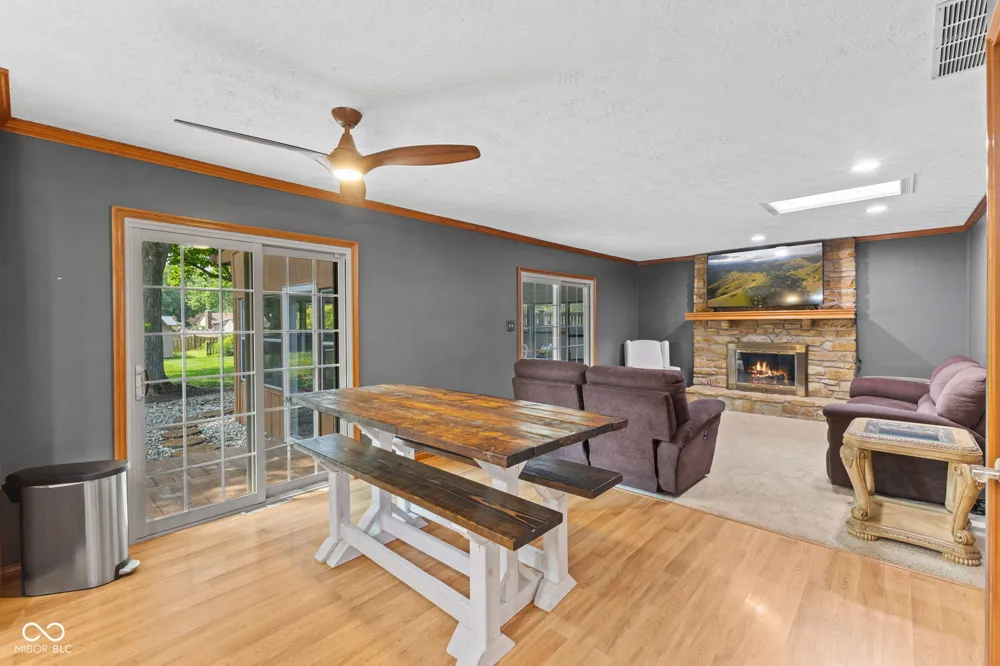286 Peterman Road Greenwood, IN 46142