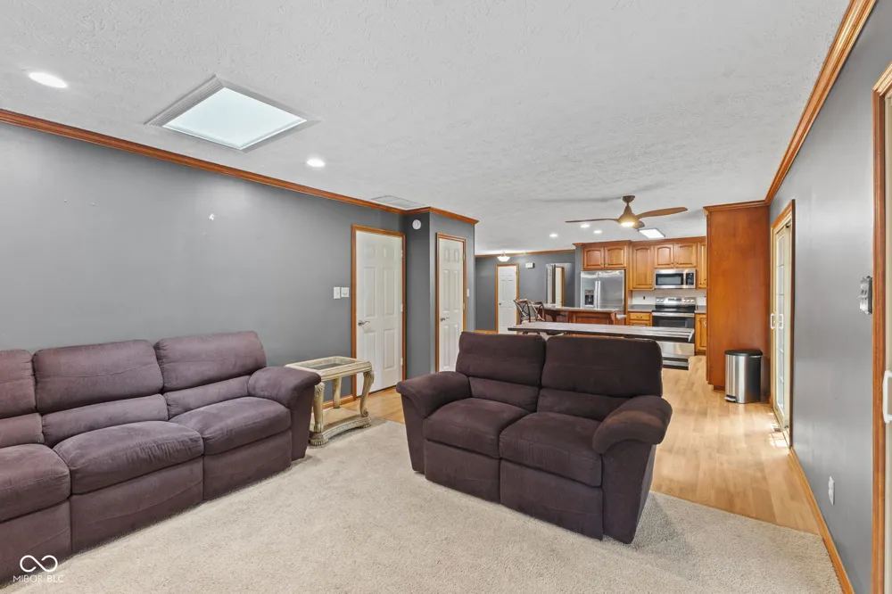 286 Peterman Road Greenwood, IN 46142