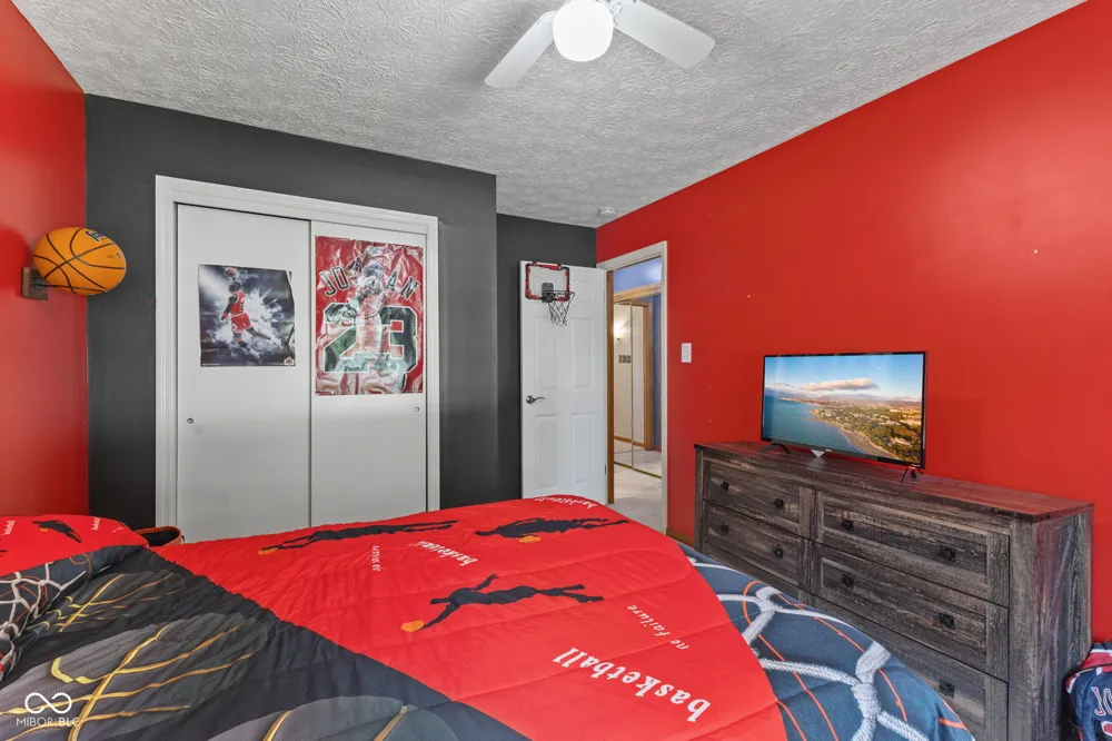 286 Peterman Road Greenwood, IN 46142